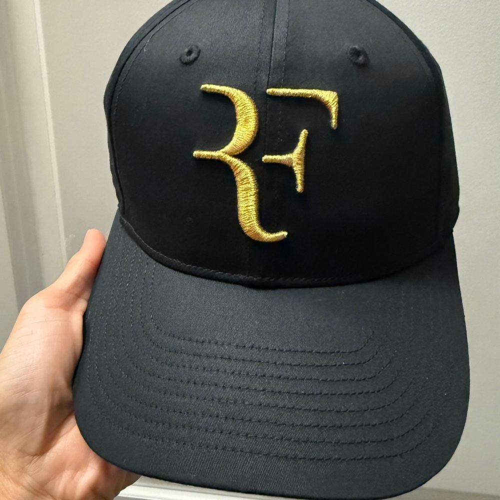 Tennis Roger Federer hat Black/Gold - Picture 3 of 5